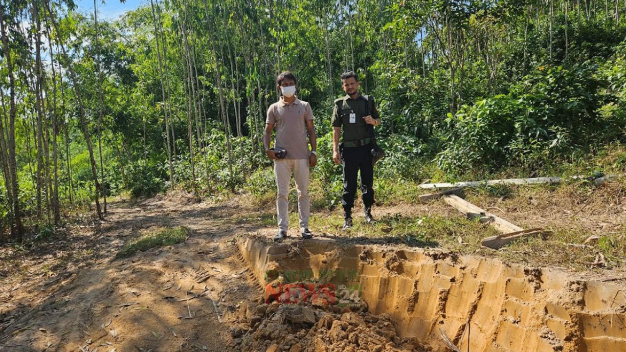 ফটিকছড়িতে মাটি কাটার অবৈধ কাজের বিরুদ্ধে ১ লাখ টাকা জরিমানা, দুই মিনি ট্রাক আটক